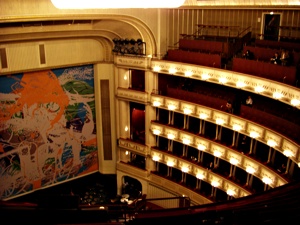 빈 국립 오페라 극장 맨 끝 자리에서